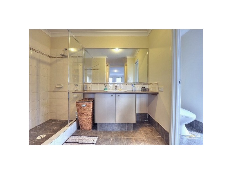 14 Senecio Way, Halls Head WA 6210