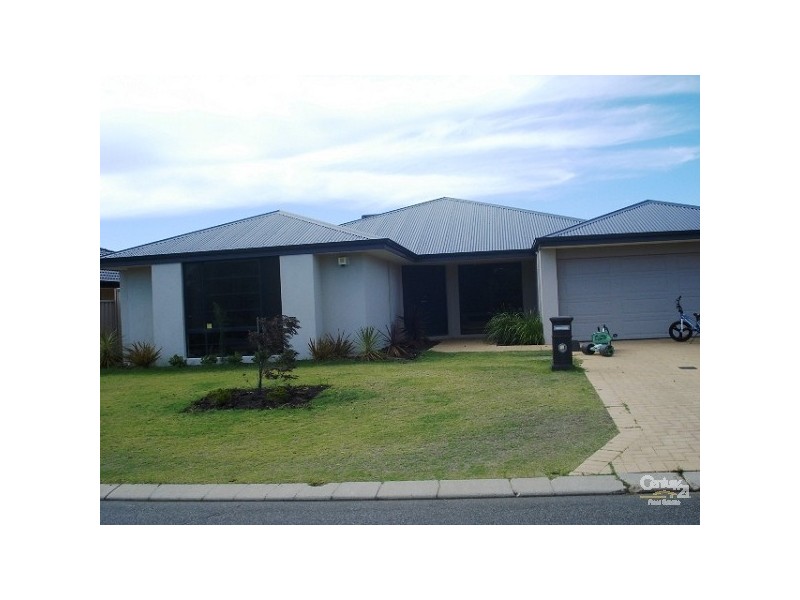 15 Dunsborough Court DAWESVILLE, Mandurah WA 6210