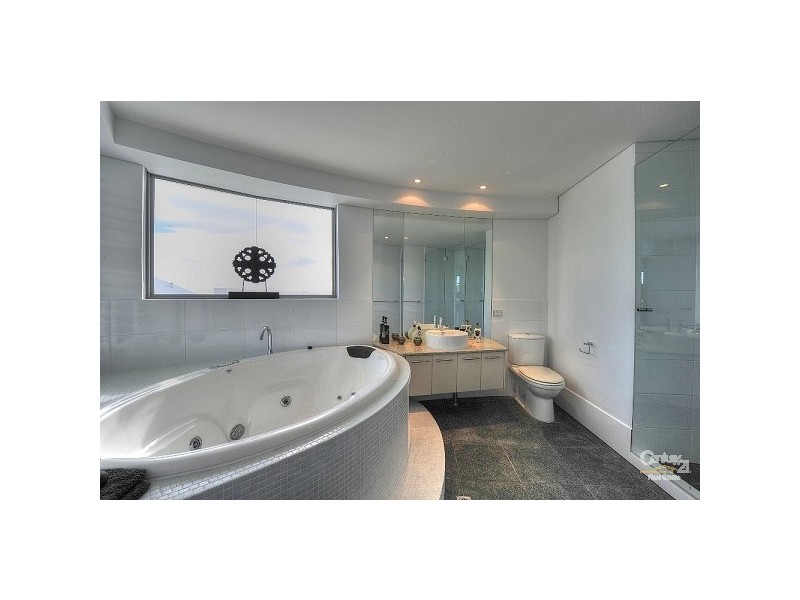 3304/16 Dolphin Drive, Mandurah WA 6210