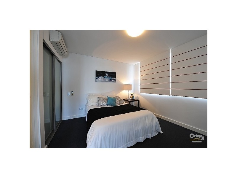 3304/16 Dolphin Drive, Mandurah WA 6210