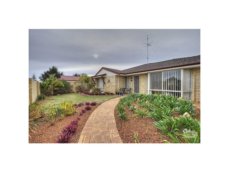 81 Casuarina Drive, Halls Head WA 6210