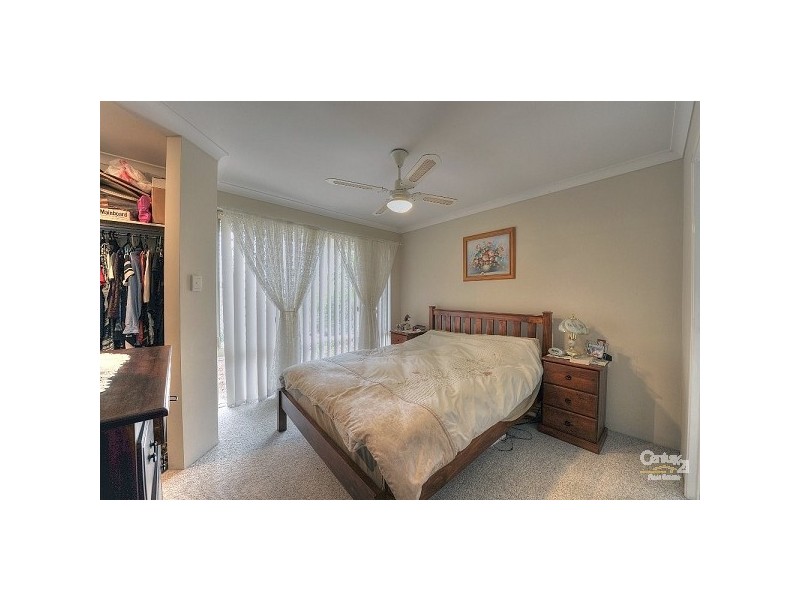 81 Casuarina Drive, Halls Head WA 6210