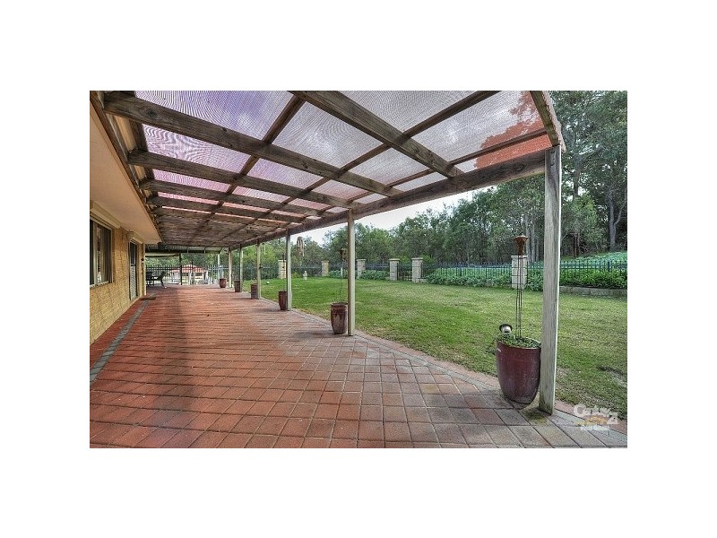 92 Caledonia Close, Lake Clifton WA 6215