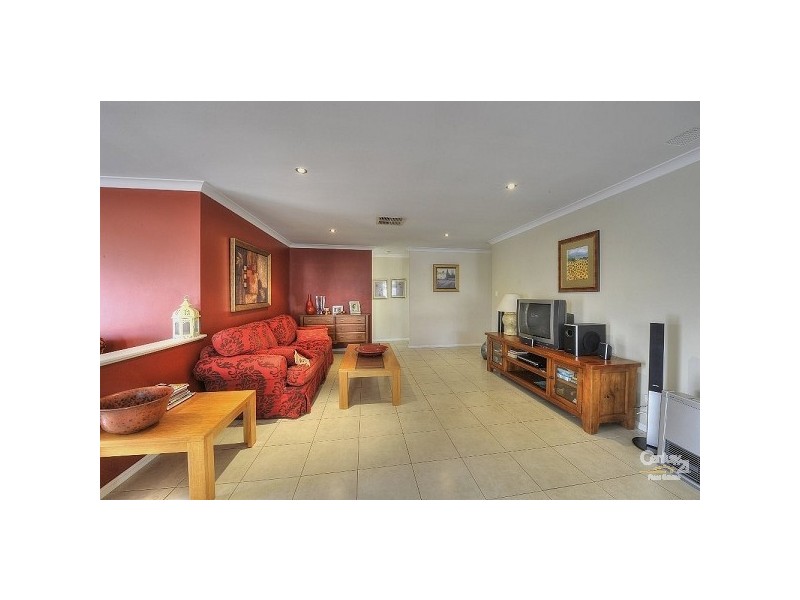 9 Lochinvar Street, Madora Bay WA 6210