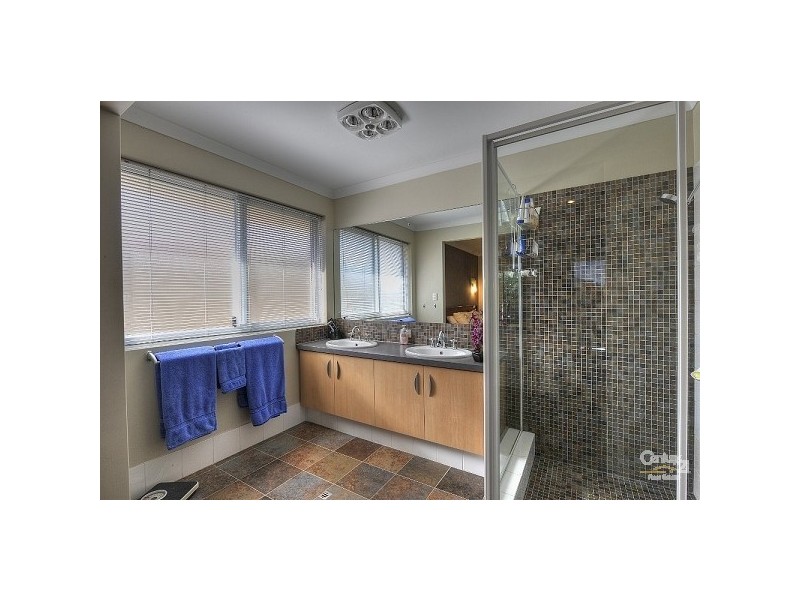 4 Cuthbert Street, Canning Vale WA 6155