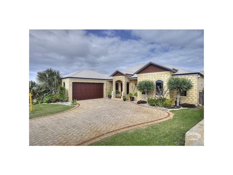 10 Cranbrook Crescent, Dawesville WA 6211