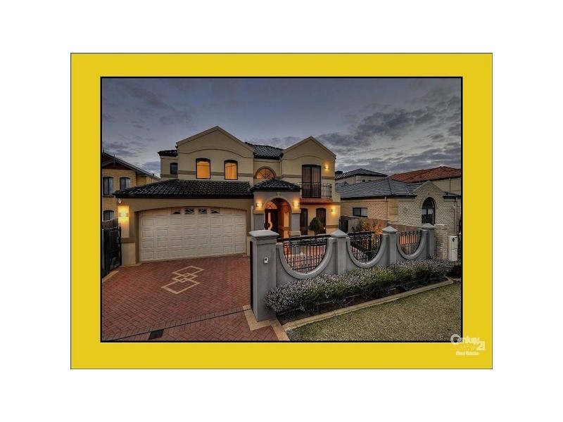 24 Finistere Island Retreat, Halls Head WA 6210