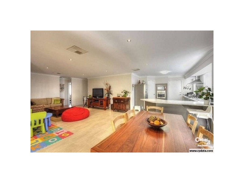 6 TAMBELLUP DRIVE DAWESVILLE, Mandurah WA 6210