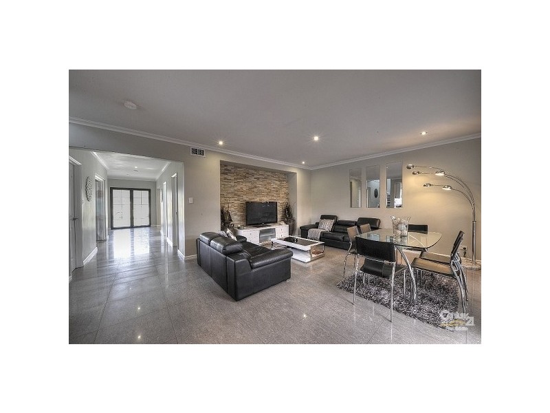 15 Frederick Street, Wannanup WA 6210