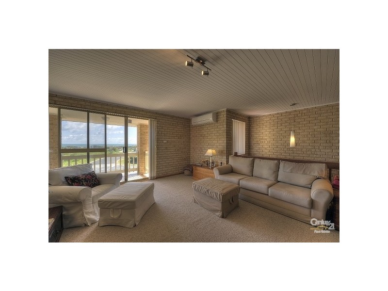 5 Seawind Drive, Silver Sands WA 6210