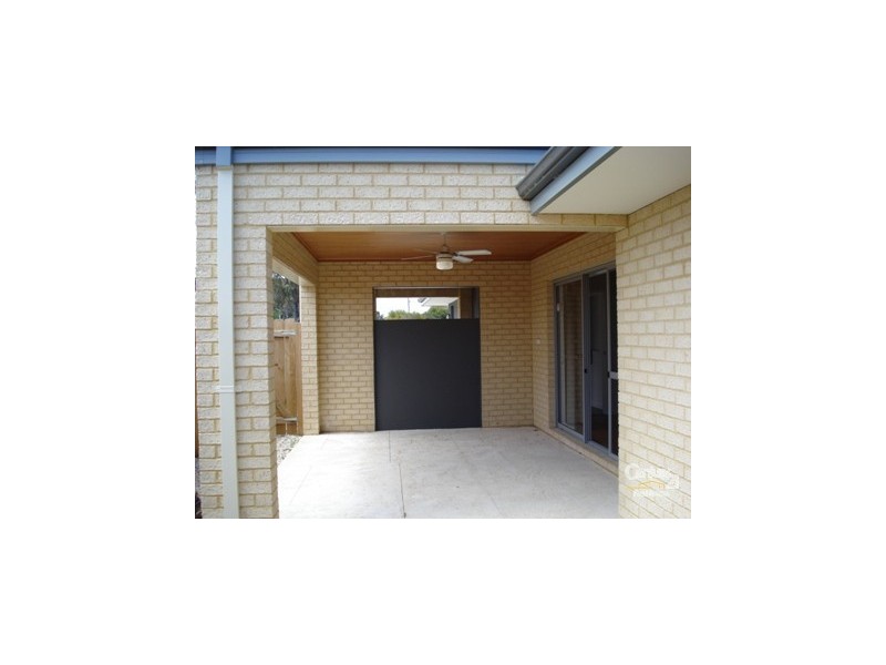 12 Wanjeep Road Dudley Park, Mandurah WA 6210