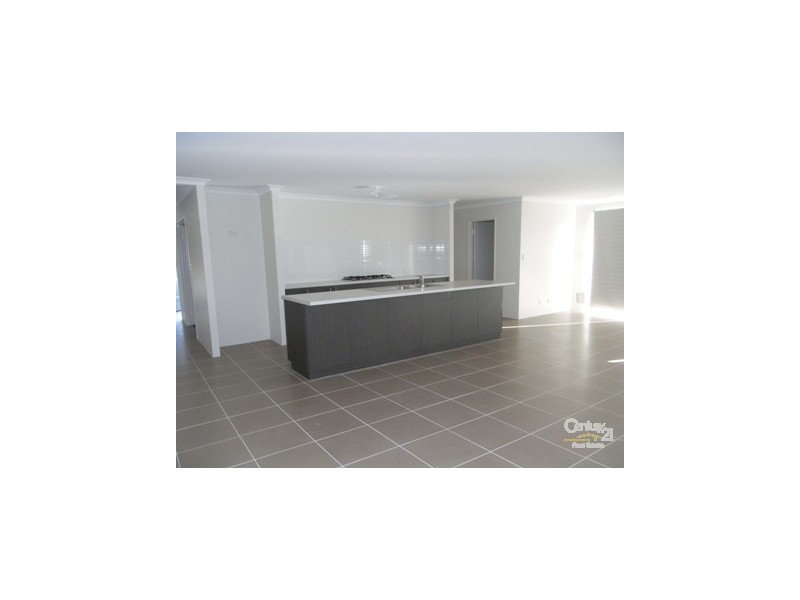 27 Still Meadow Turn LAKELANDS, Mandurah WA 6210