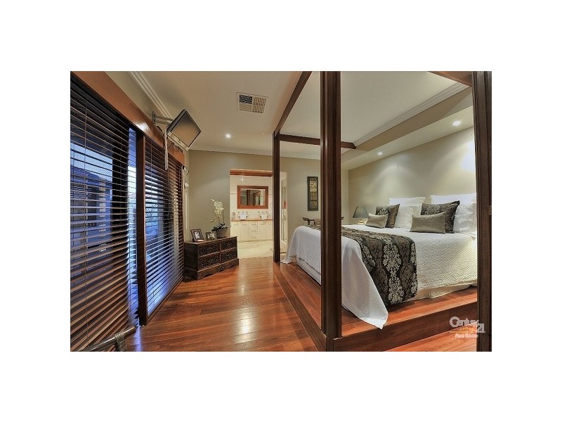 31 Rialto Place, Halls Head WA 6210