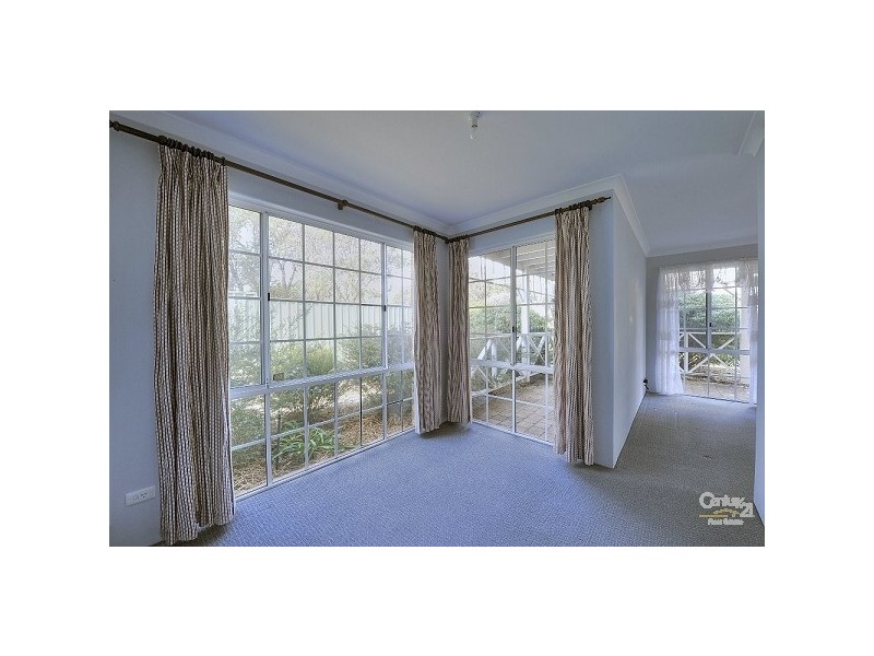 6 Oleander Place, Halls Head WA 6210