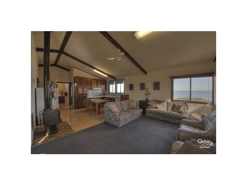 15 Ormsby Terrace, San Remo WA 6210