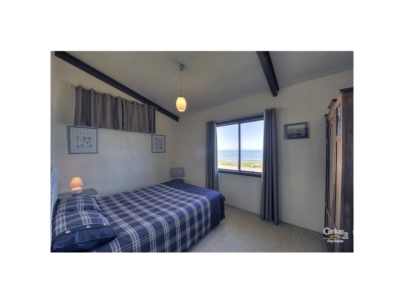 15 Ormsby Terrace, San Remo WA 6210