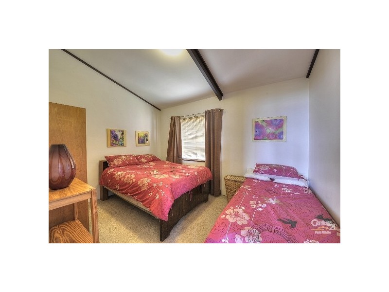 15 Ormsby Terrace, San Remo WA 6210