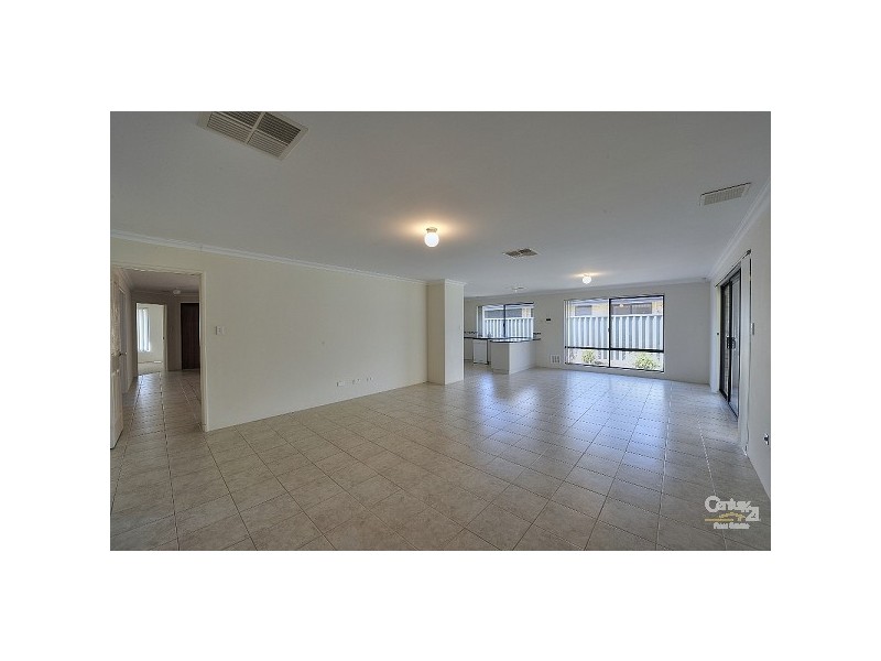 6 Beacon Way, Singleton WA 6175