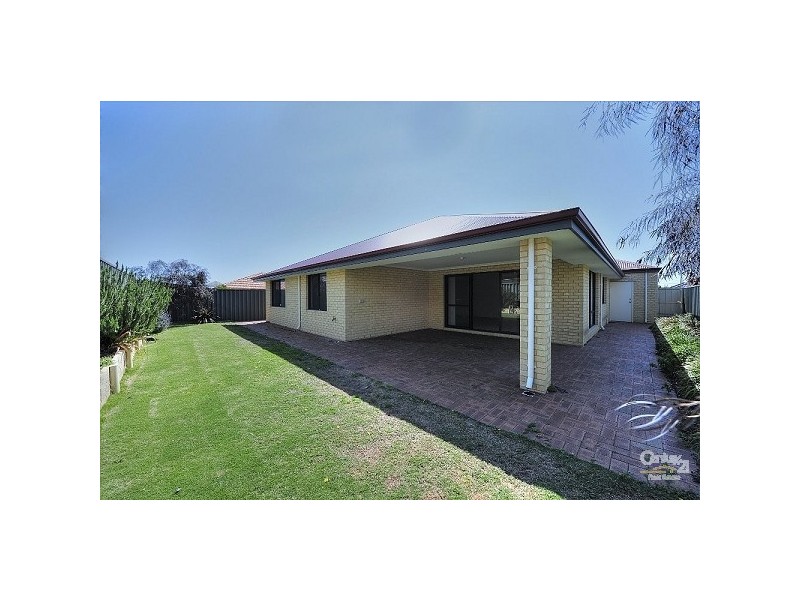 6 Beacon Way, Singleton WA 6175
