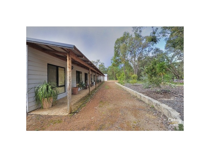 96 Caledonia Close, Herron WA 6211