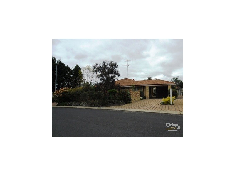 1/3 Fuchsia Place HALLS HEAD, Mandurah WA 6210