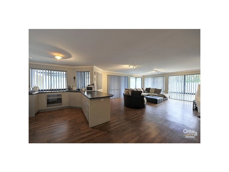 70 Kookaburra Drive, Greenfields WA 6210