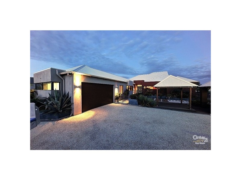 44 Erins Isle, Dudley Park WA 6210