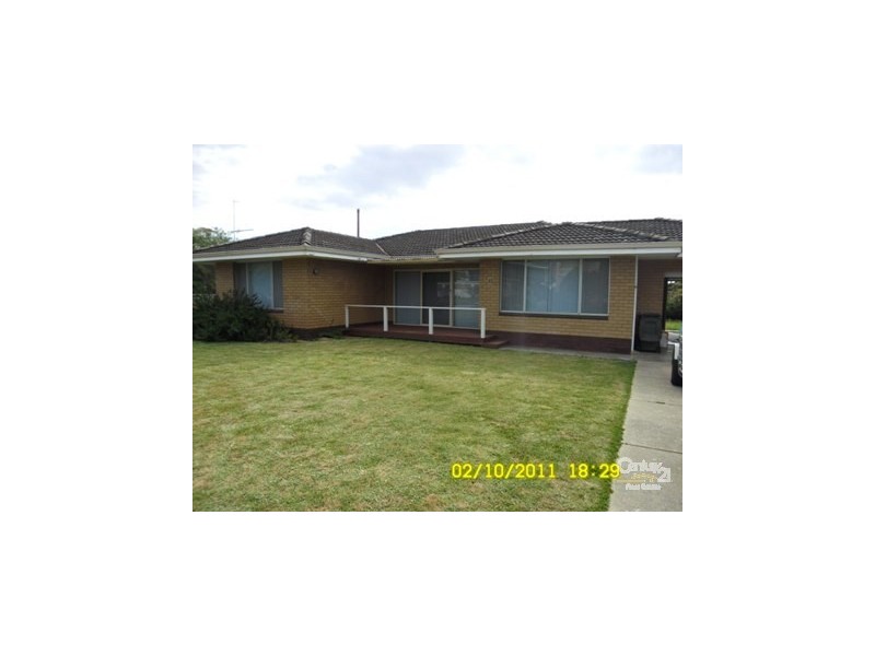 40 Peter Street Halls Head, Mandurah WA 6210