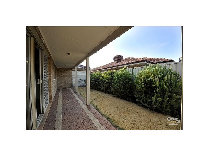 2 Saffron Loop, Falcon WA 6210