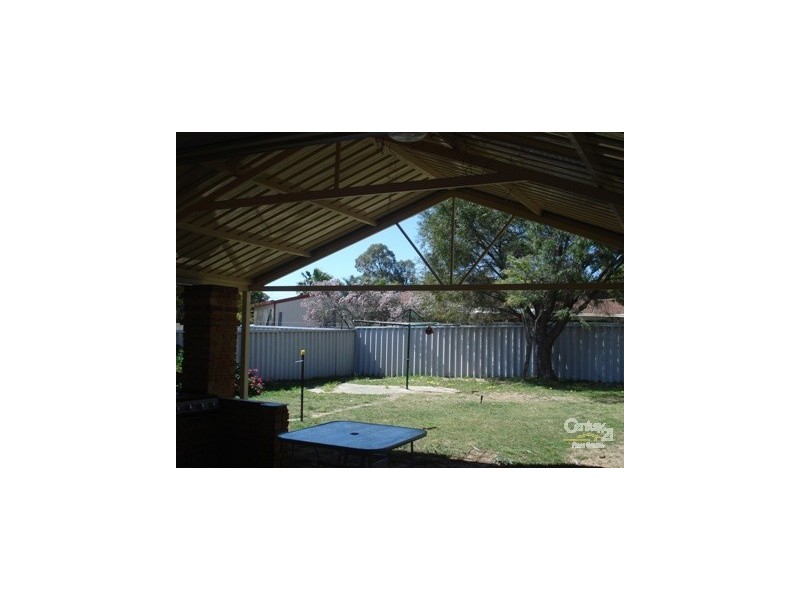 25 Gavarnie Way, Coodanup WA 6210