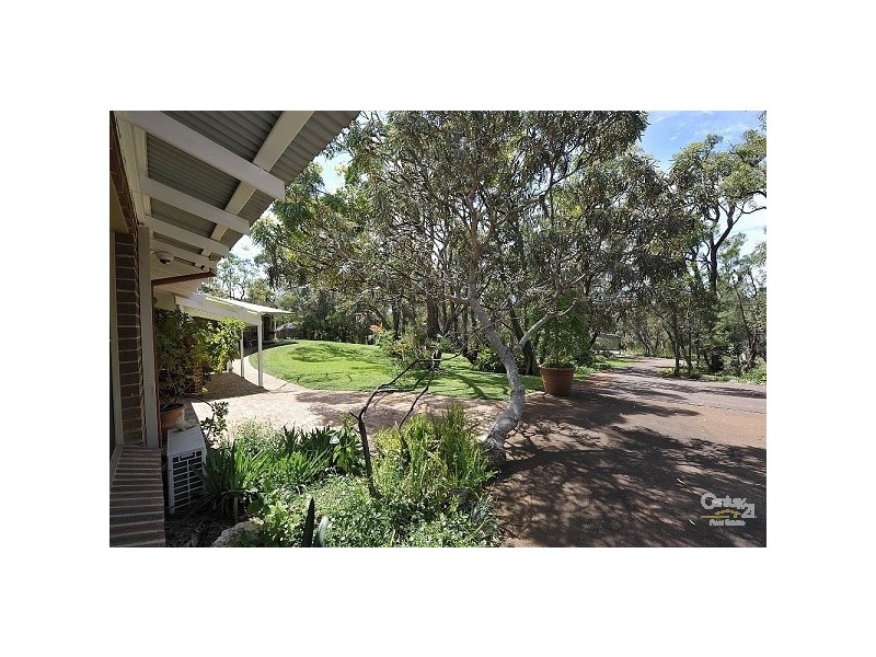 131 Mulga Drive, Parklands, Mandurah WA 6210