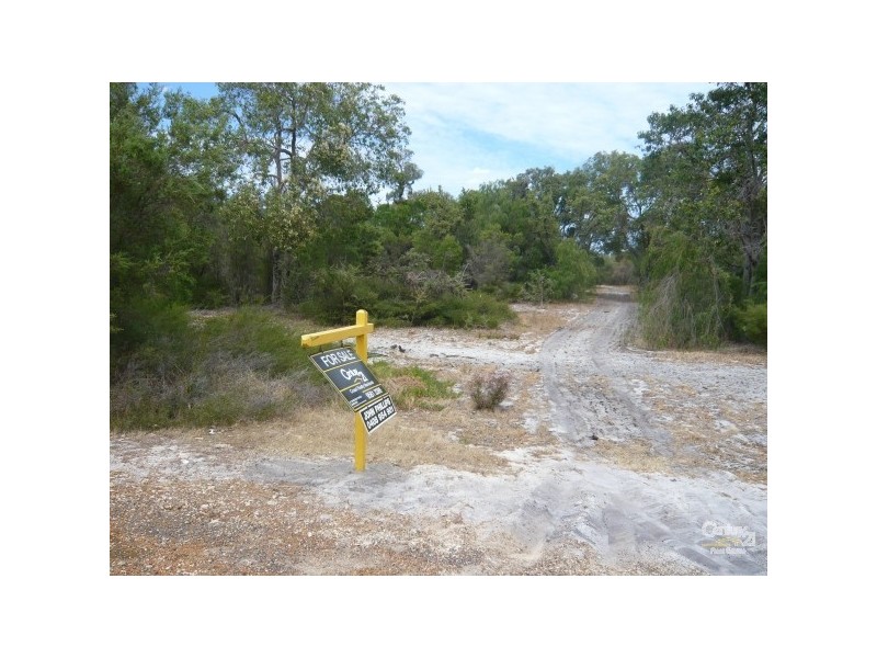 65 Pioneer Place, Pinjarra WA 6208