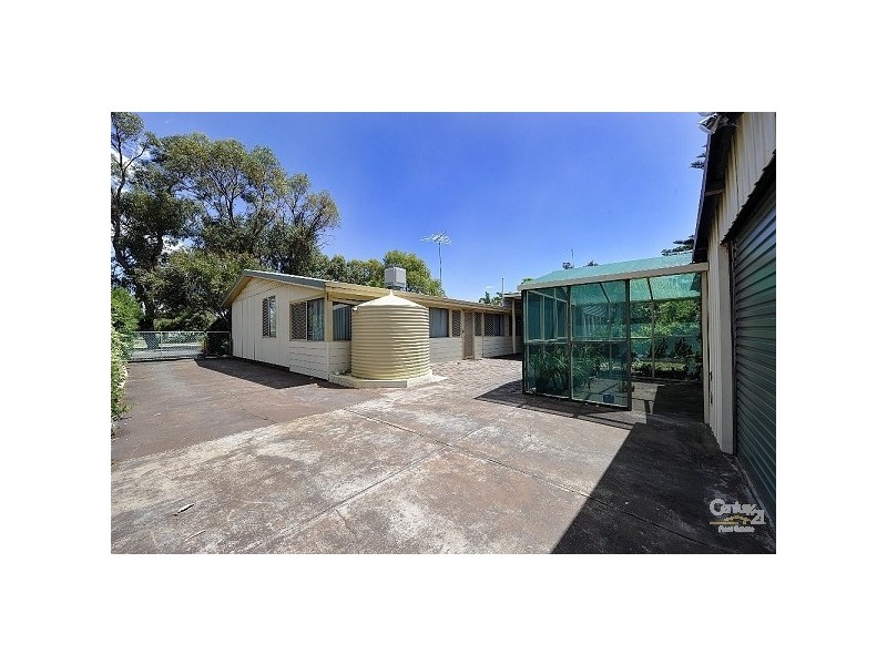 2 Madora Beach Road, Madora Bay WA 6210