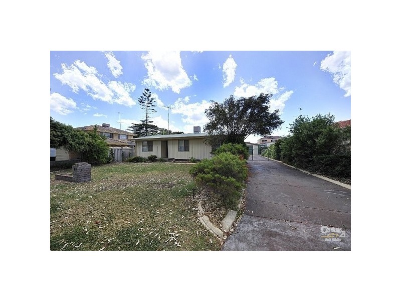 2 Madora Beach Road, Madora Bay WA 6210