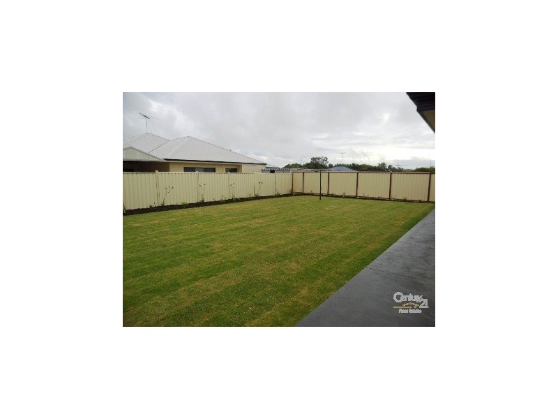 13 Cuballing Retreat, Dawesville WA 6211