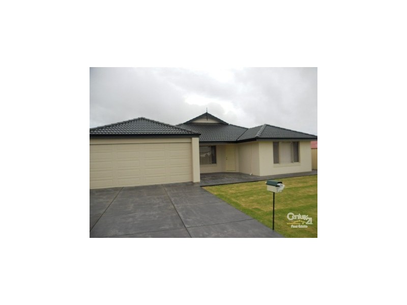 13 Cuballing Retreat, Dawesville WA 6211