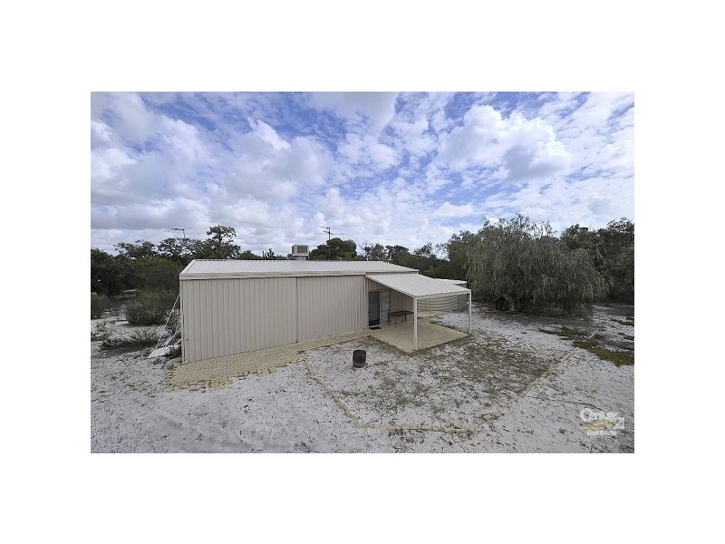 61 Pioneer Place, Birchmont WA 6214