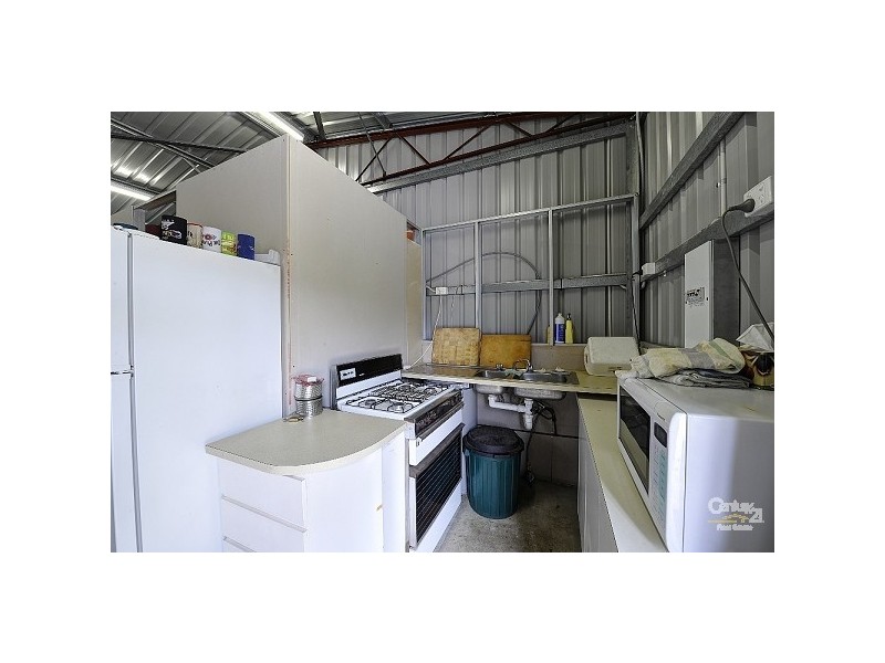 61 Pioneer Place, Birchmont WA 6214