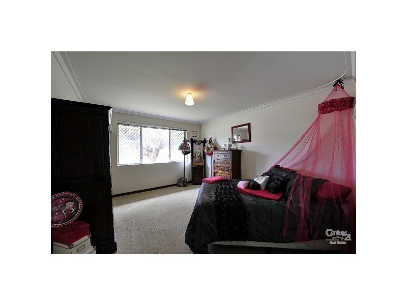 11 Moat Street, Mandurah WA 6210