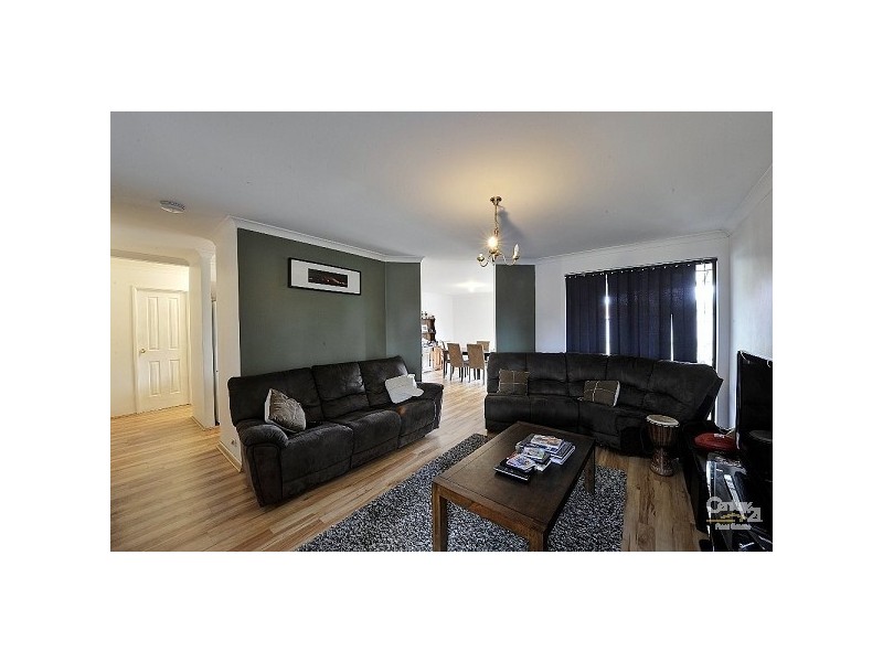 19 Adare Place, Coodanup WA 6210