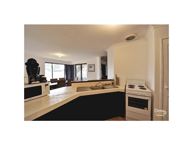 19 Adare Place, Coodanup WA 6210