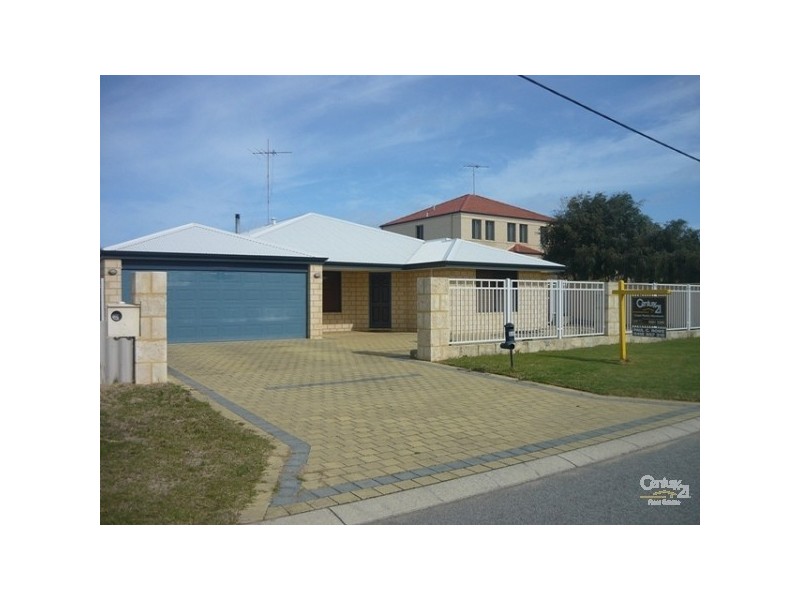 15 Gilmore Street, Madora Bay WA 6210