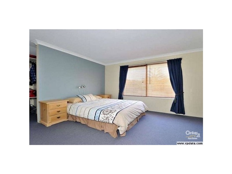 15 Gilmore Street, Madora Bay WA 6210