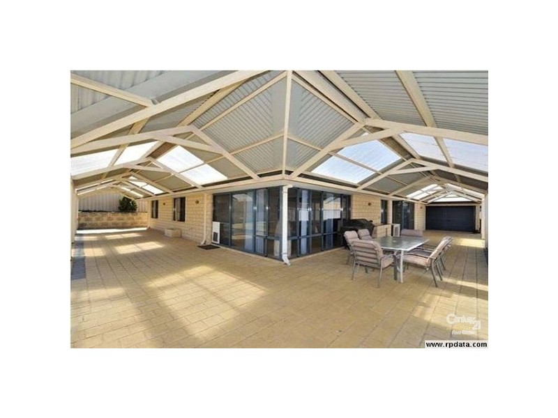 15 Gilmore Street, Madora Bay WA 6210