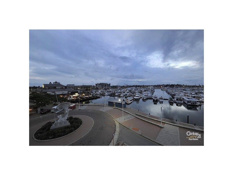 32/1 Breakwater Pde, Mandurah WA 6210