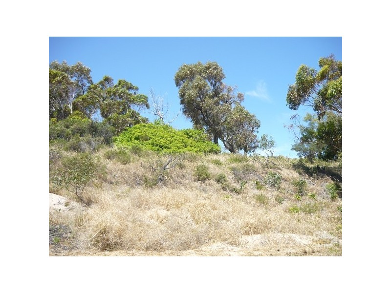 2 Haven Court, Silver Sands WA 6210