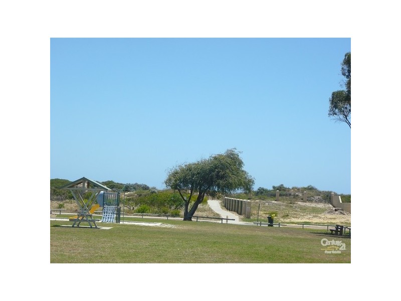 2 Haven Court, Silver Sands WA 6210