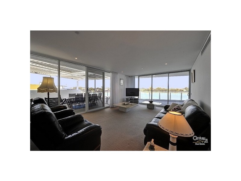 301/3 Marco Polo Drive, Mandurah WA 6210