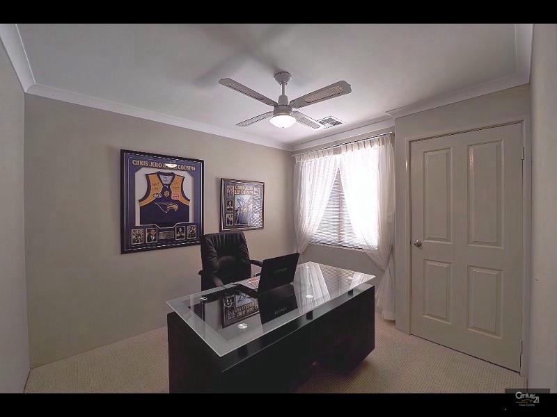 17 Tamcrest Loop, Meadow Springs WA 6210