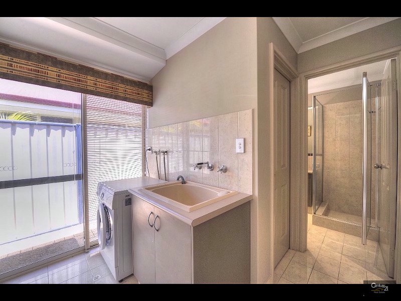 17 Tamcrest Loop, Meadow Springs WA 6210
